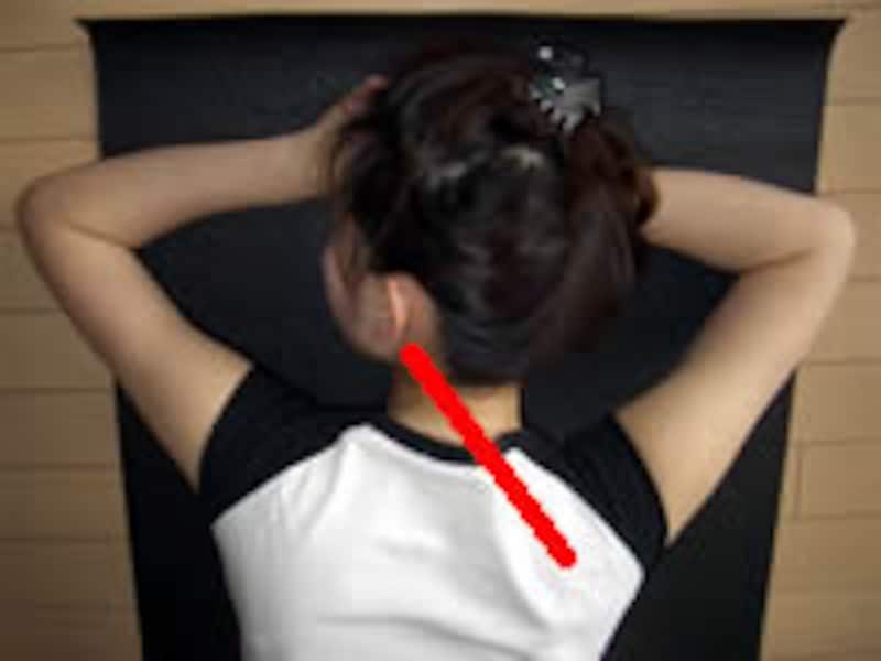 首のストレッチ