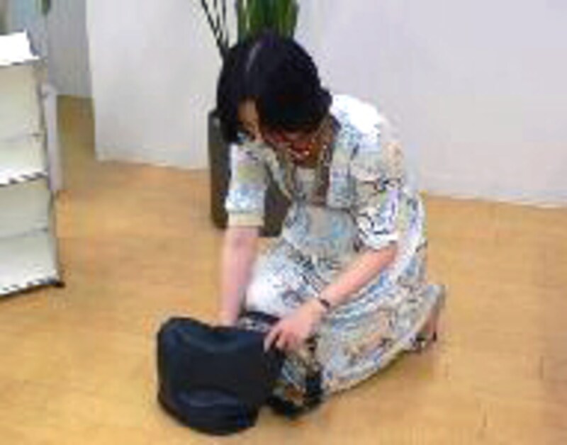 腰に負担の少ない姿勢を日常で意識