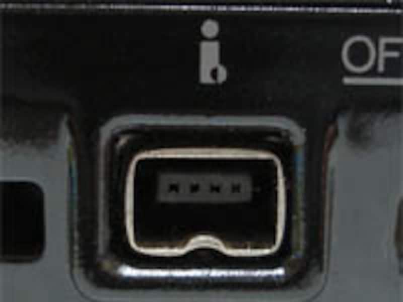 IEEE1394端子（4ピン）