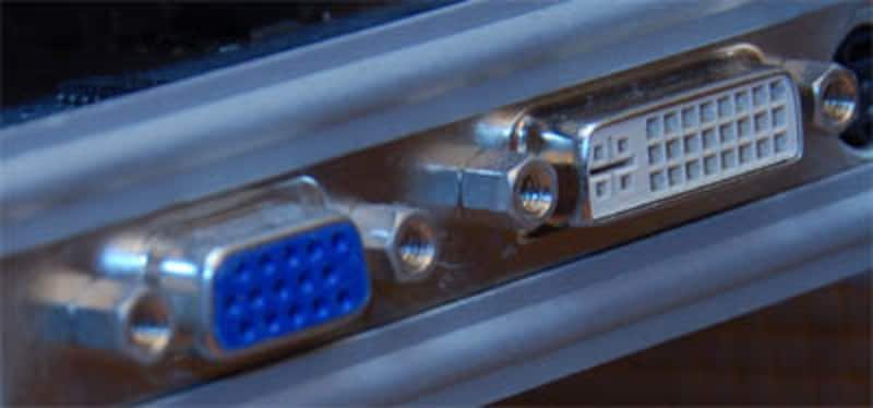 HDMI端子,HDMI,端子,テレビ,hdmiとは,HDMIとは,hdmi端子,hdmi端子とは,hdmiポート,PC,hdmi入力端子,パソコン初心者