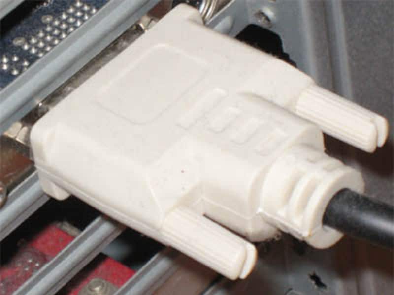 HDMI端子,HDMI,端子,テレビ,hdmiとは,HDMIとは,hdmi端子,hdmi端子とは,hdmiポート,PC,hdmi入力端子,パソコン初心者