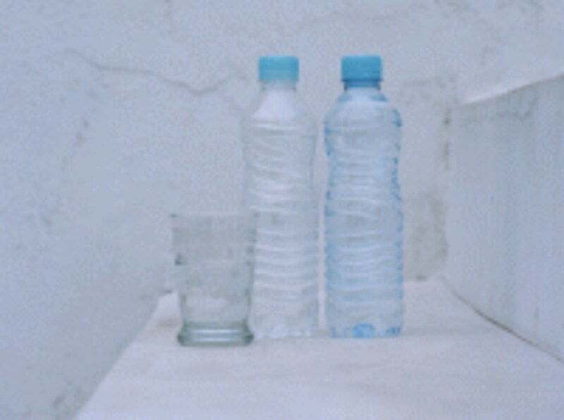 体にも肌にも水分をしっかり補ってあげましょう。