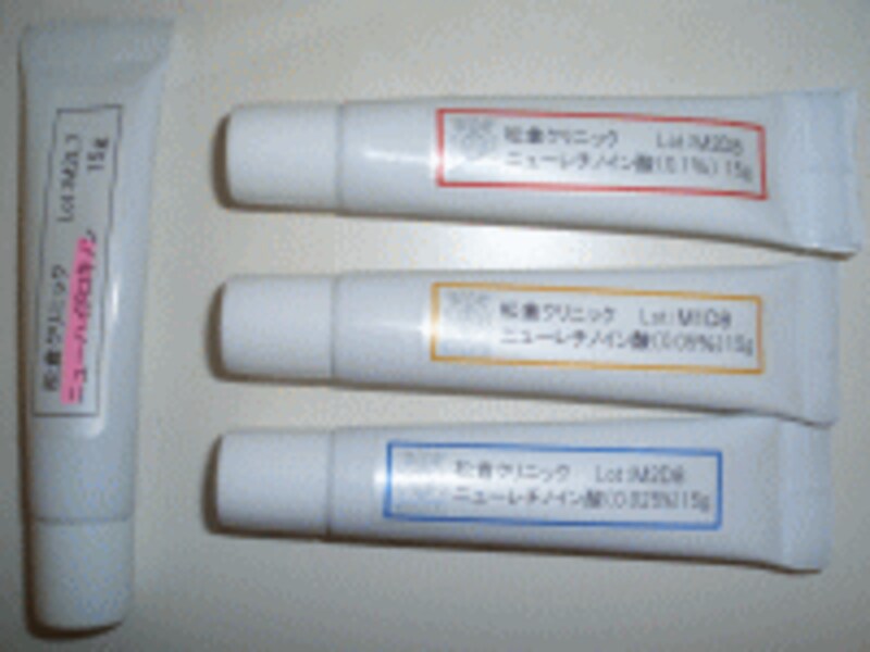 レチノイン酸は表皮細胞の生まれ変わりを促進し古くなった過剰な角質を落とします。ターンオーバーを正常にする働きもあります。