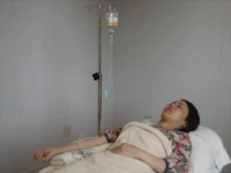 美白点滴は薬剤が直接血管に入り消化管を経由しないため、成分を高濃度のまま、全身に無駄なく、瞬時に行き渡らせることが可能です。