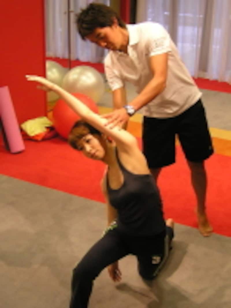 体側ストレッチエクササイズ