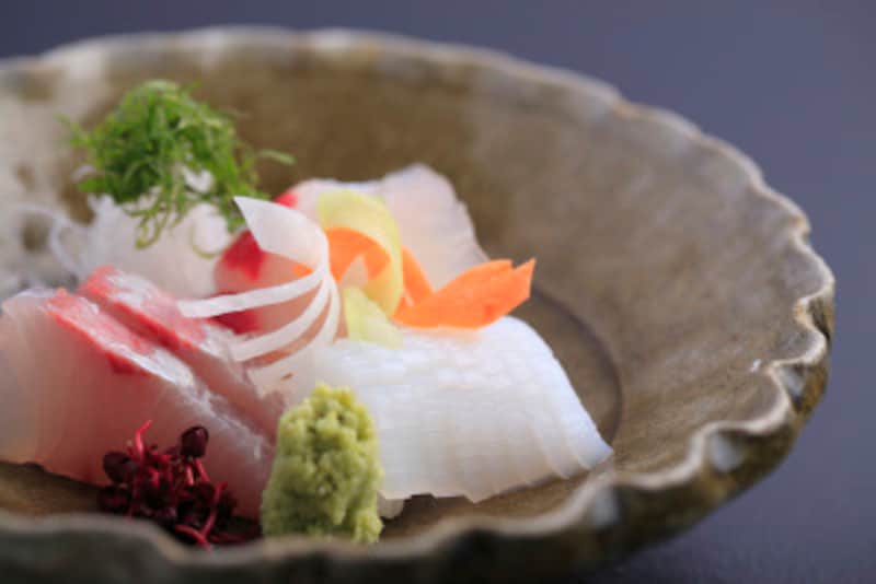 中居さんの出入がある旅館では、くつろぎながらも最低限のマナーを