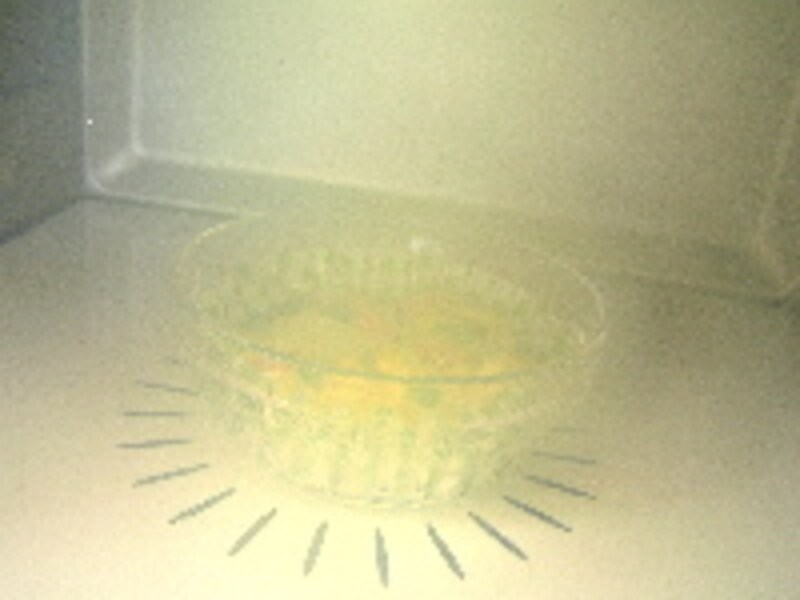 レンジでオムレツ