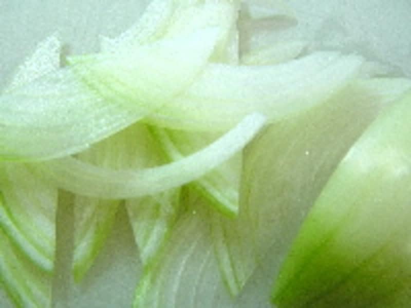 ハムカツ卵とじ