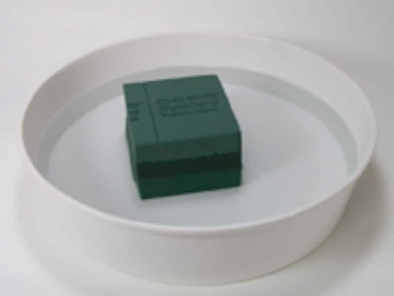 水が浸み込むのを待つ