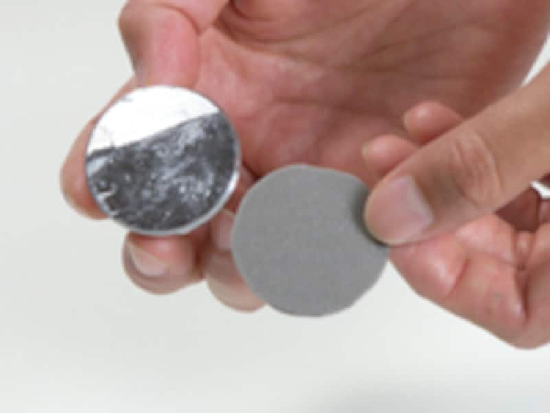 ウレタンを切って敷く