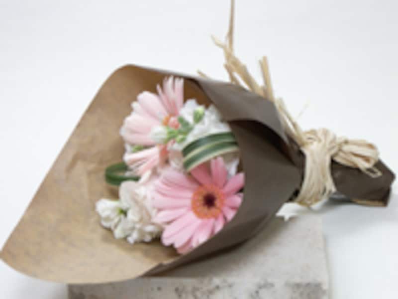 花束のラッピング