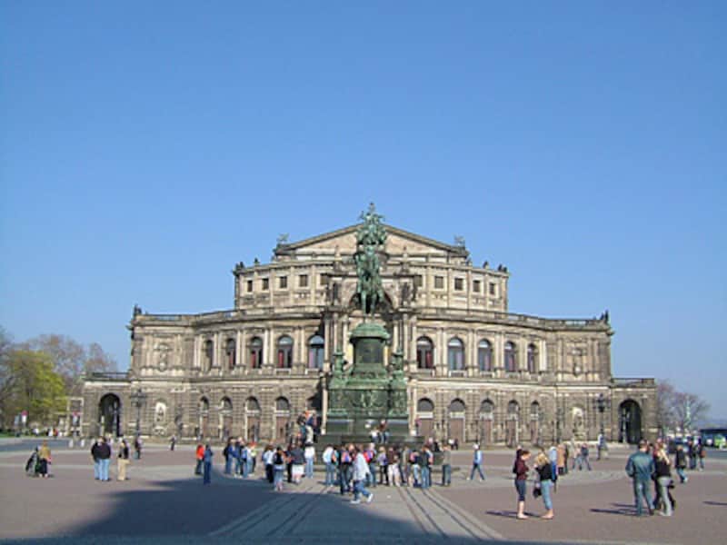 ゼンパーオペラ