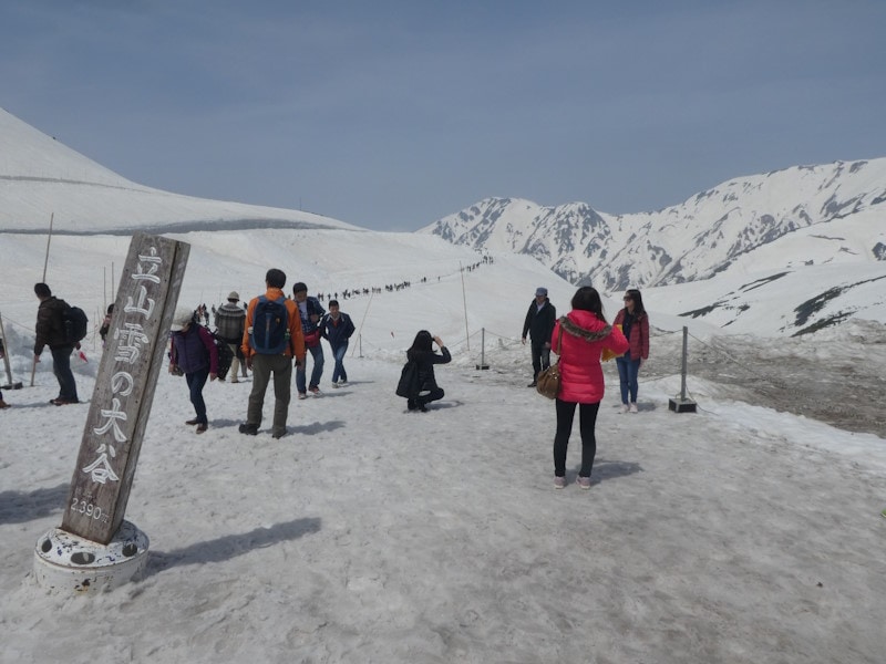 立山・雪の大谷（12）
