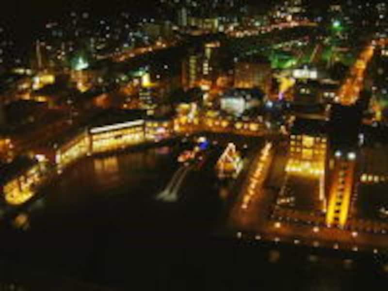 門司港レトロ展望室から眺める門司港レトロの夜景