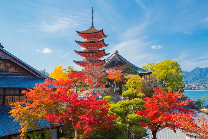 宮島の風景(6)/紅葉も美しい宮島