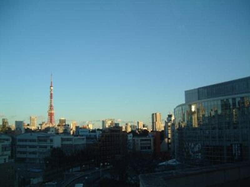 東京タワーを眺める（6）／六本木ヒルズよりテレビ朝日と共に