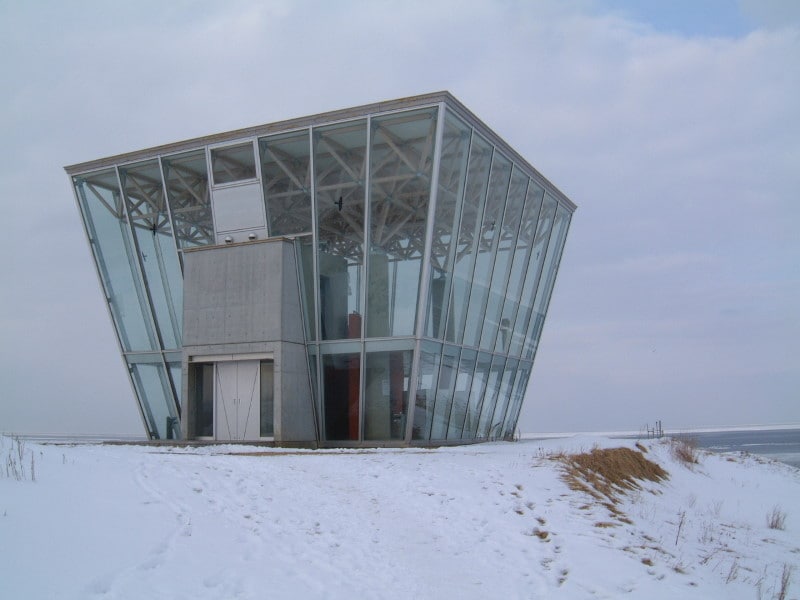 日の出岬の展望台「ラ・ルーナ」