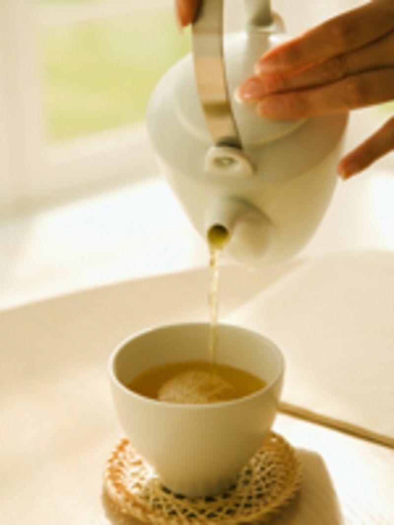 緑茶にはコレステロールや血圧を下げる効果も！