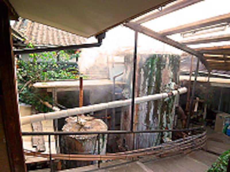 双葉荘の地獄蒸し釜