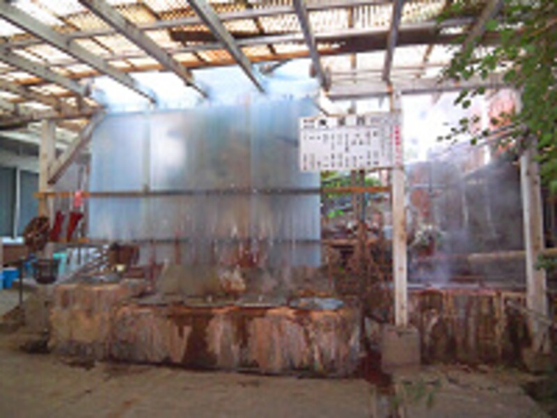 双葉荘の地獄蒸し釜