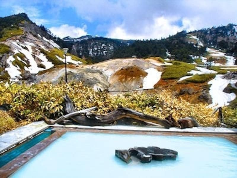 万座温泉日進舘の露天風呂