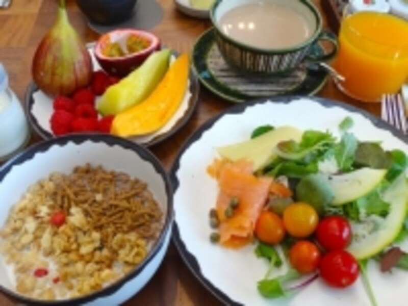 朝食