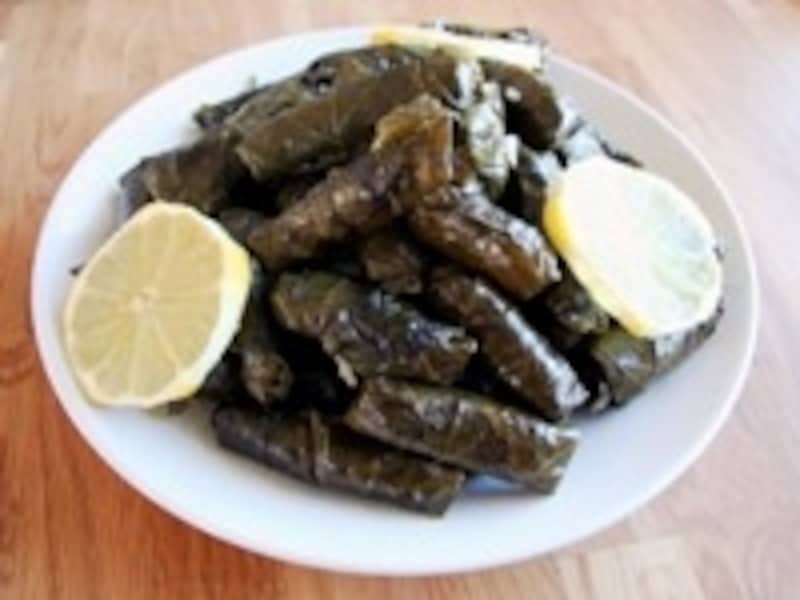 ブドウの葉が薄ければ薄いほどおいしい