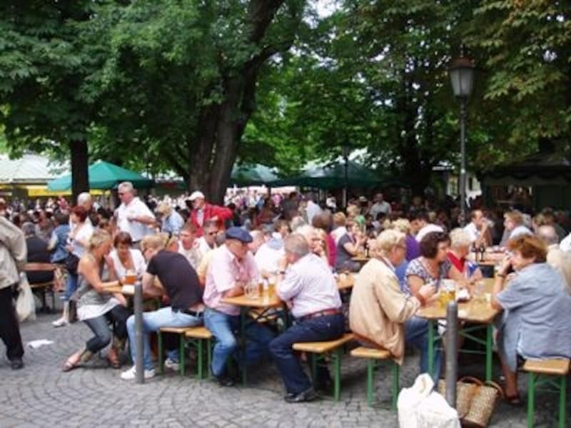 ヴィクトゥアーリエンマルクトのビアガーデン