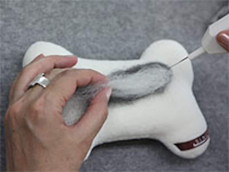 尻尾の形を整える