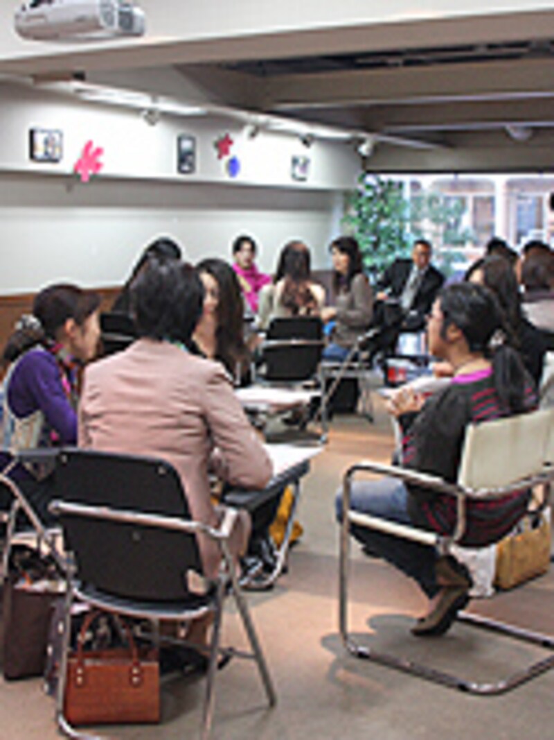 熱心な参加者たち