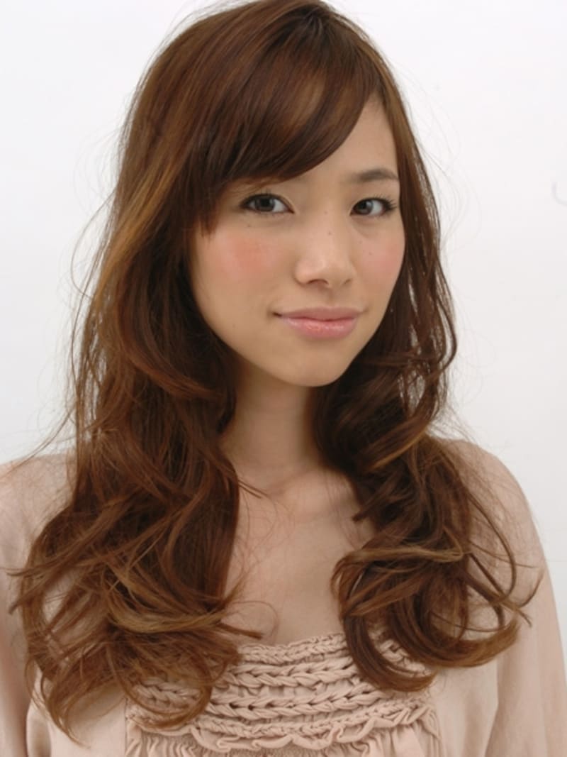 胸下レイヤーロング