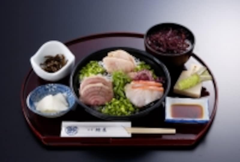 特選とろ炙り三昧丼定食(2,300円)