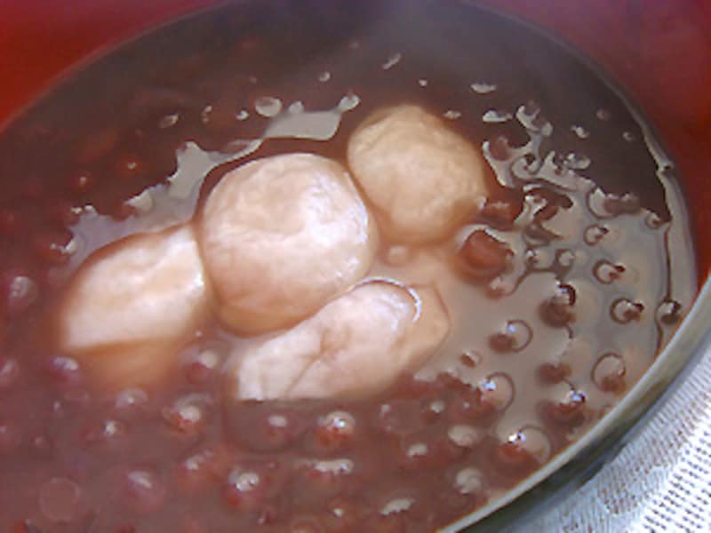 器 方 の 小豆 煮 炊飯 最近、小豆を炊飯器で煮ています。