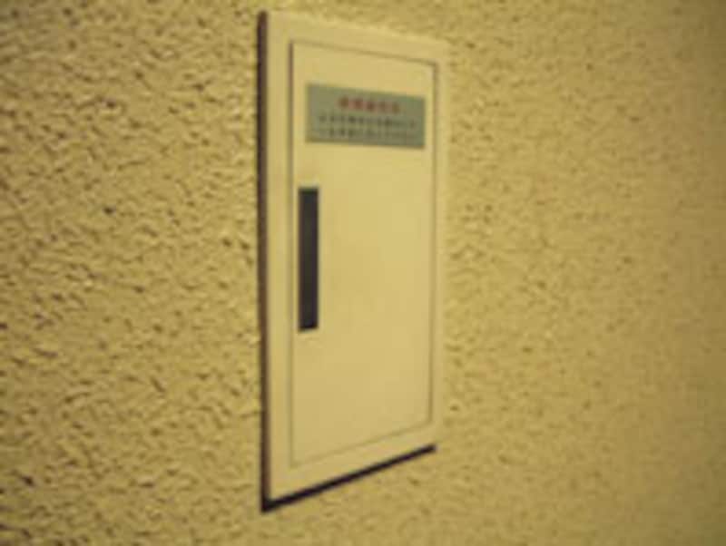 排煙口　手動起動装置