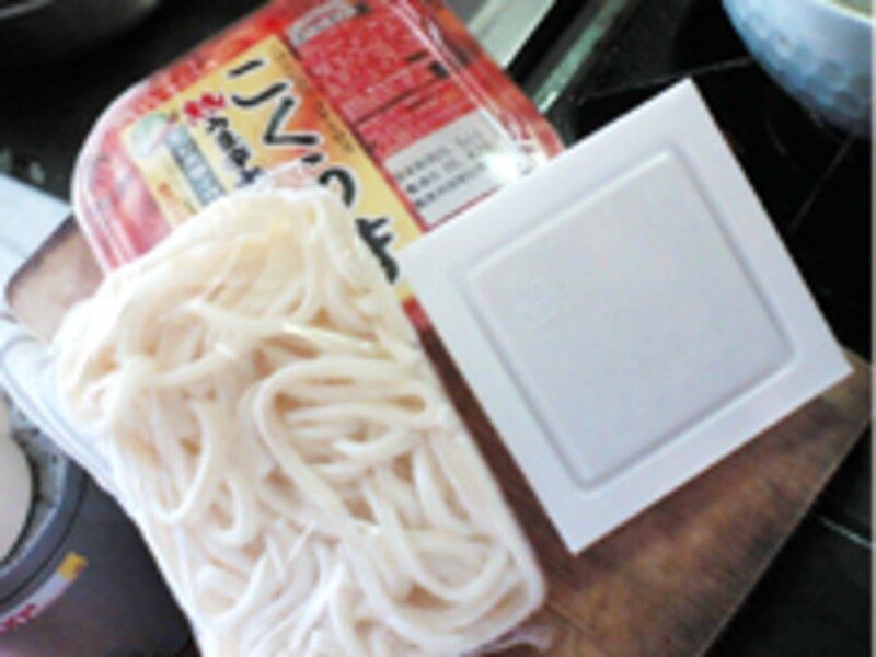 キムチ納豆うどんの材料