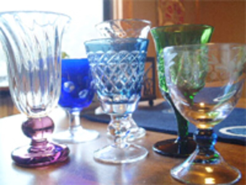 お酒を楽しむコーディネート