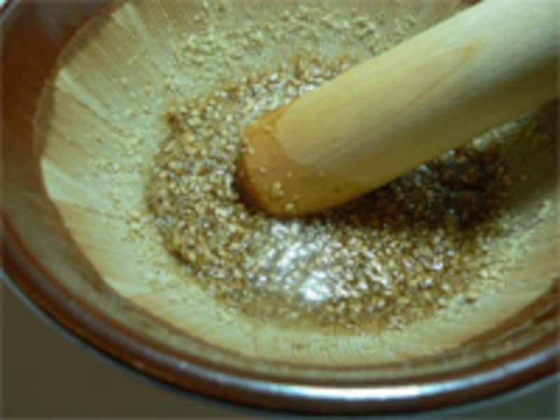 醤油と酒を加える