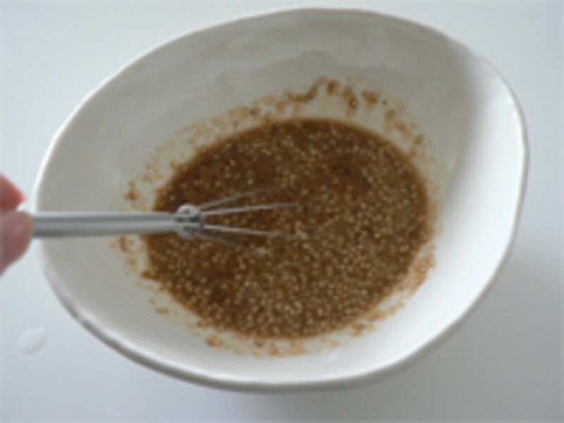 からし醤油とゴマだれを作る