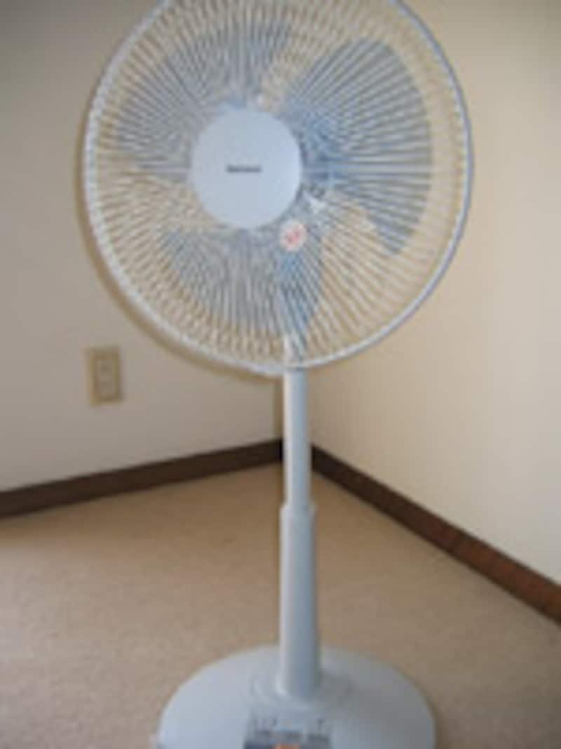 引越し、扇風機