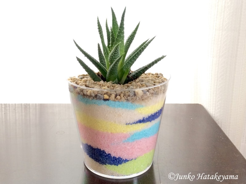 小粒のカラーサンドを使用した場合