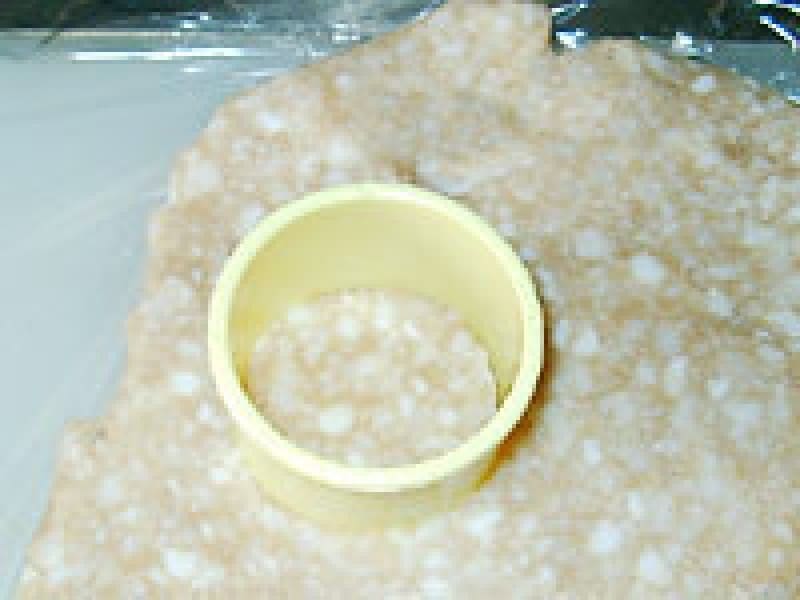 石鹸の形にまとめる