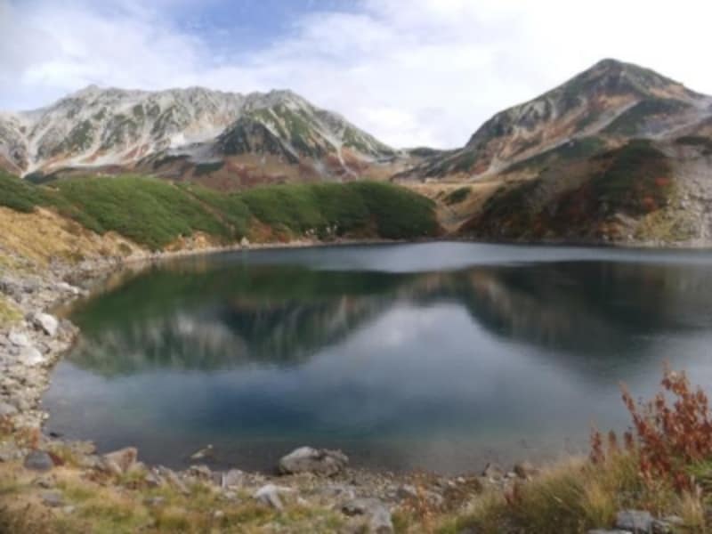 《立山・黒部》室堂平／雄山とみくりが池