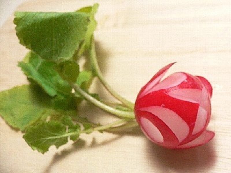 花切りラディッシュの画像・切り方・方法