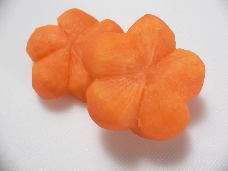 花形切りの切り方・画像・方法・飾り切り