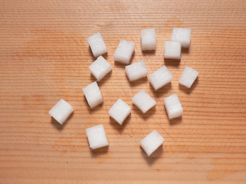 あられ切りの切り方・画像・方法