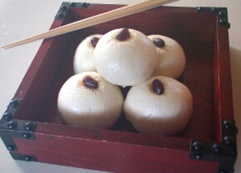 赤飯まんじゅう