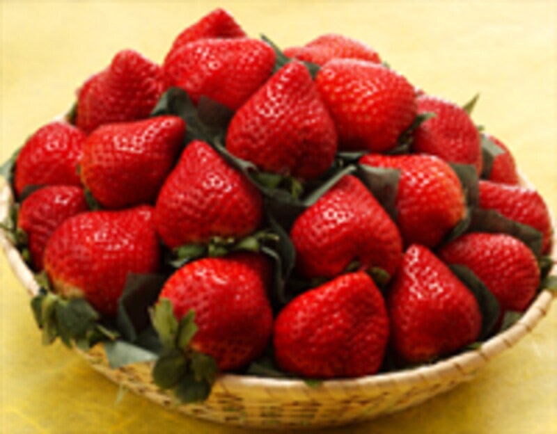 巨粒な苺、あまおう