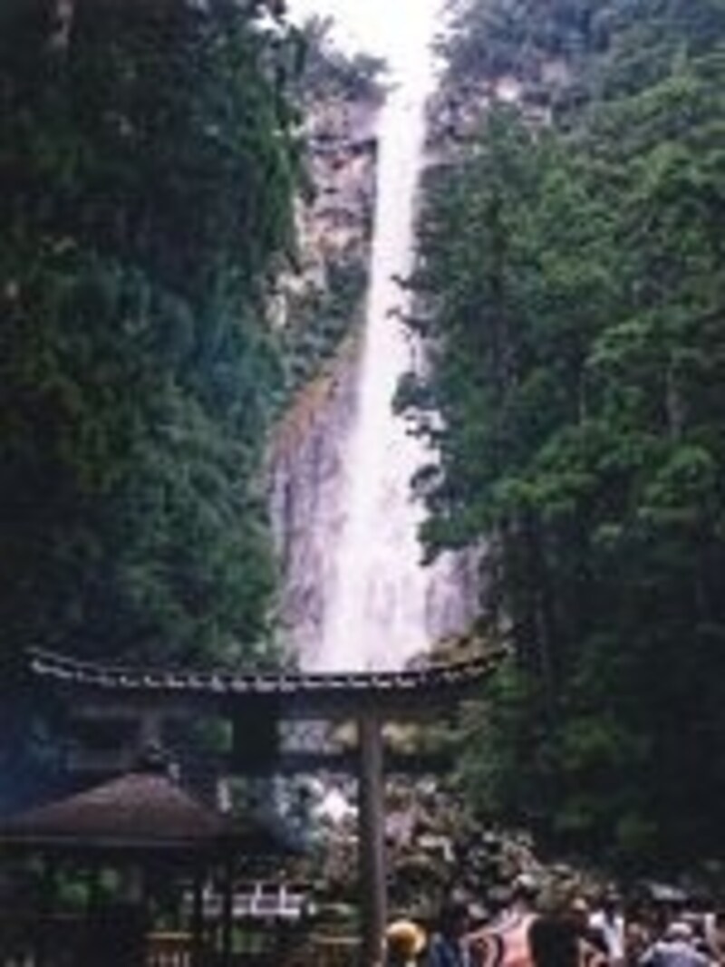 《和歌山》那智の滝（1997年5月撮影）