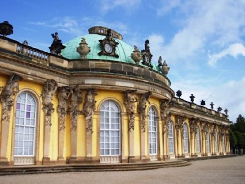 サンスーシ宮殿のサンスーシは「憂いのない」という意味