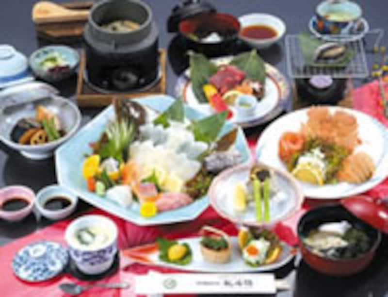 平戸海上ホテル観月館の夕食料理